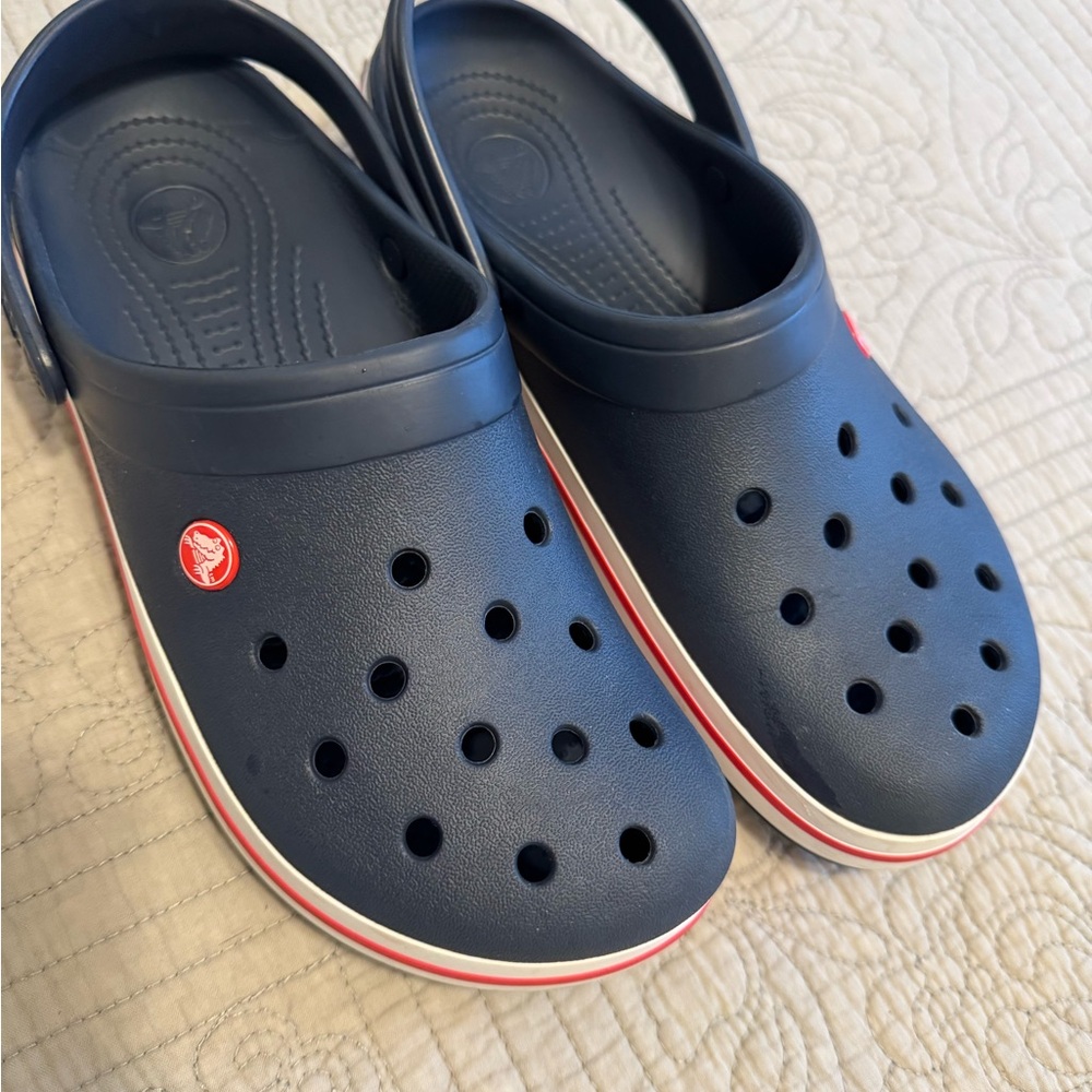 CROCS Black Sole with Imprint